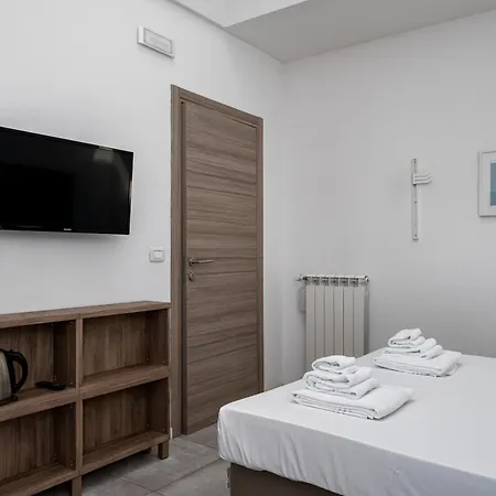 Vicino Bologna Fiere, Affittacamere Con 5 Stanze Private Casa de hóspedes 3*