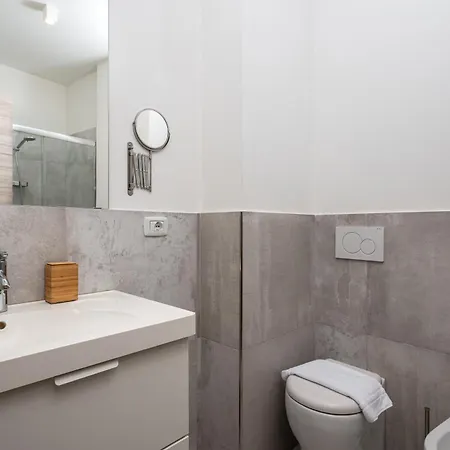 Vicino Bologna Fiere, Affittacamere Con 5 Stanze Private 3*