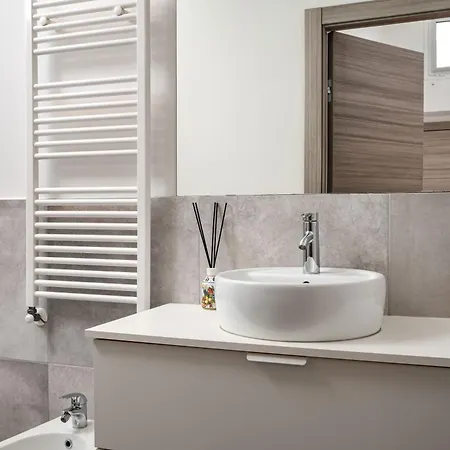 Vicino Bologna Fiere, Affittacamere Con 5 Stanze Private 3*
